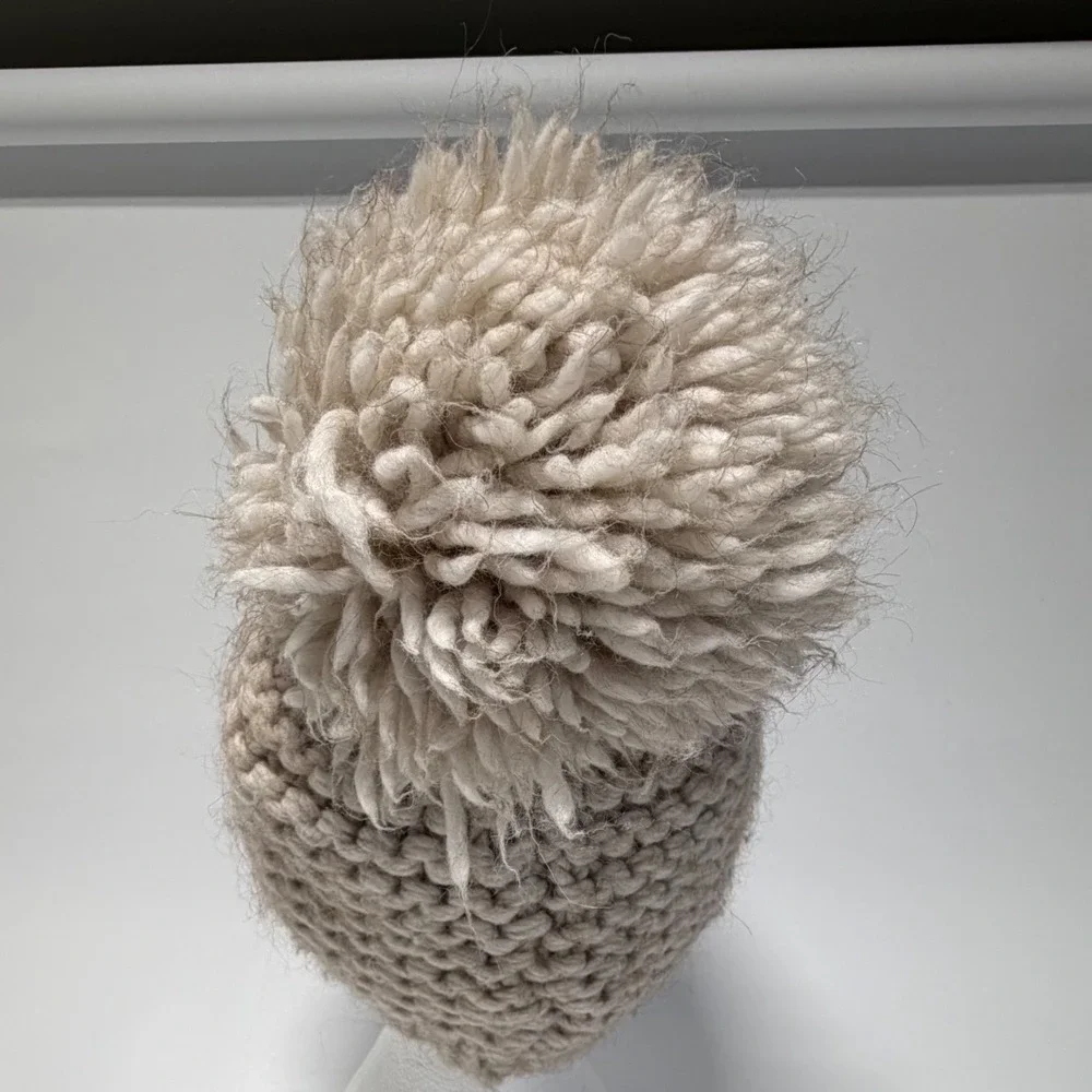 Nardi & Tagliaferri Chunky Knit Wool Alpaca Pom Beanie |‎ Made in Italy | Cream